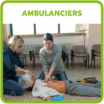 Etudiants bouton ambulanciers IFA