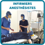 Etudiants bouton infirmiers anesthesistes IADE